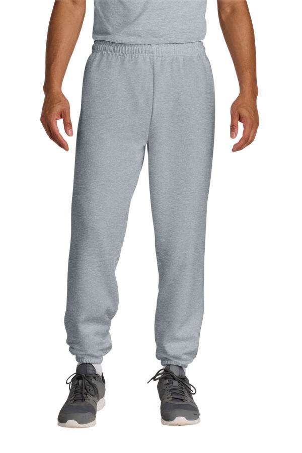 Gildan ®  Heavy Blend™ Sweatpant.  18200