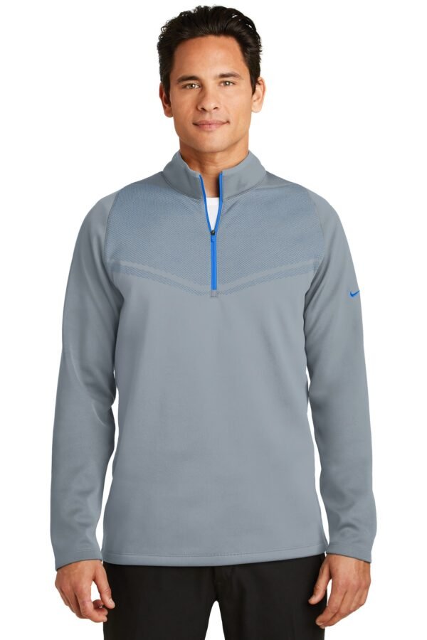 DISCONTINUED  Nike Therma-FIT Hypervis 1/2-Zip Cover-Up. 779803